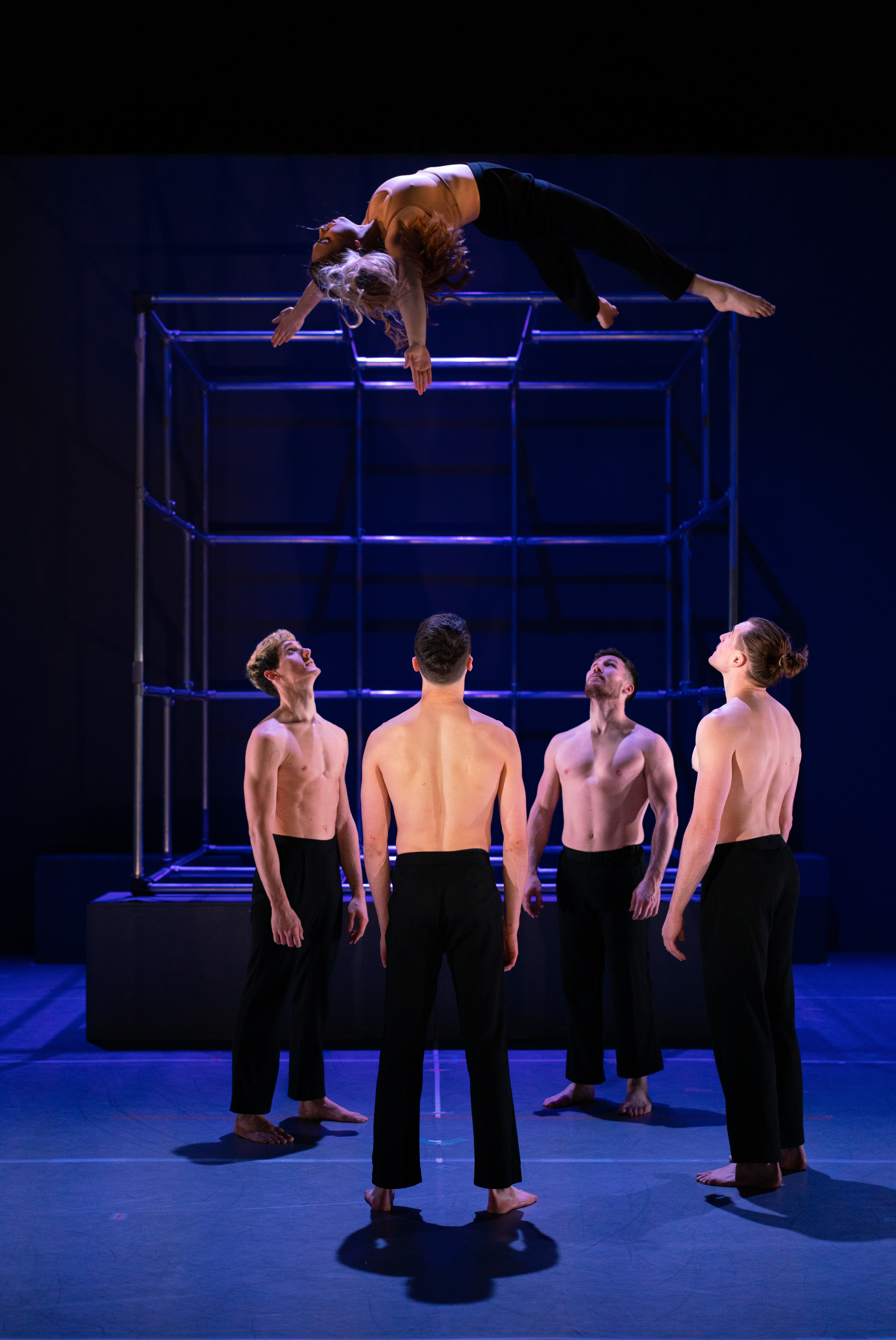 Additional gallery picture 12, Nobody by Motionhouse, image credit Dan Tucker