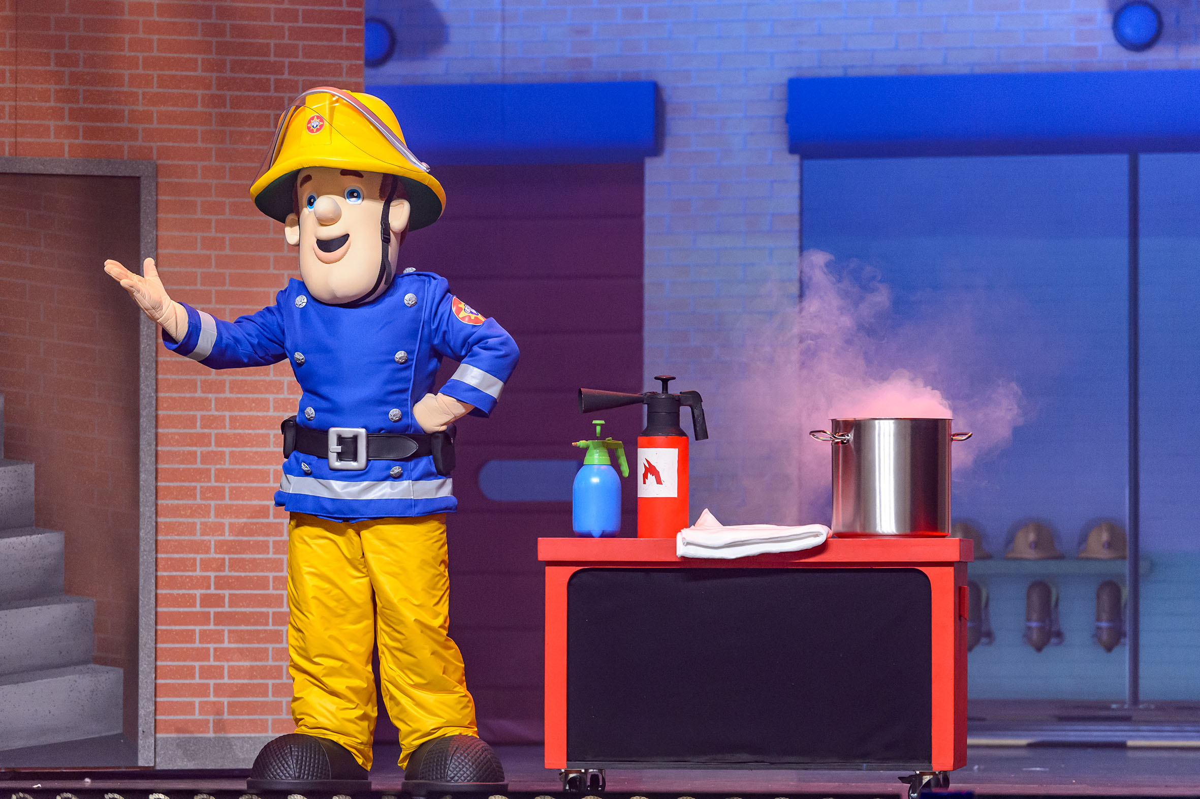 Fireman Sam Live Saves the Circus (photo from previous tour) 3